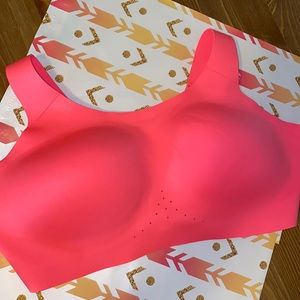 BRAND NEW WOT Brooks Running Sports Bra